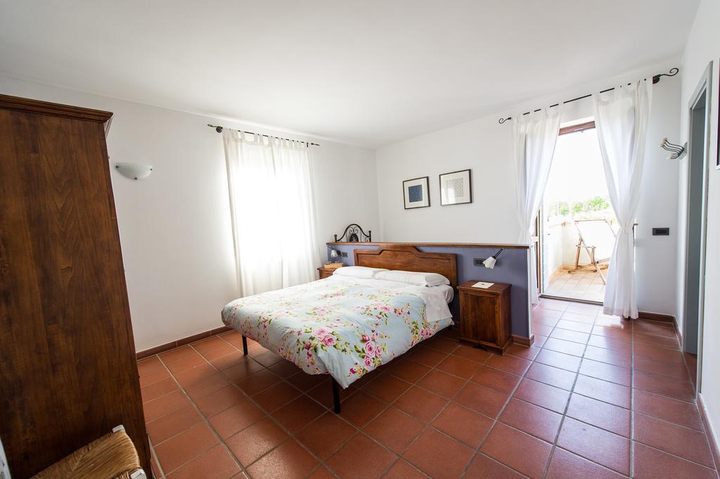 Agriturismo La Corte Del Lupo ノチェーラ・ウンブラ エクステリア 写真